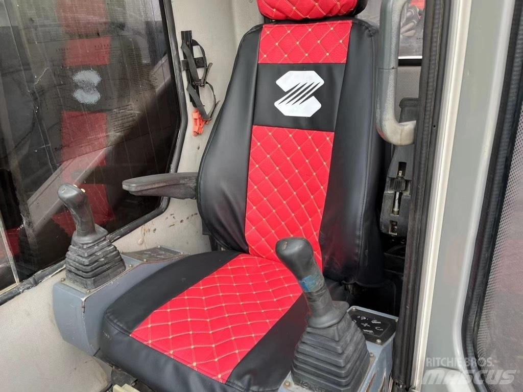 Zoomlion QY70V автокрани