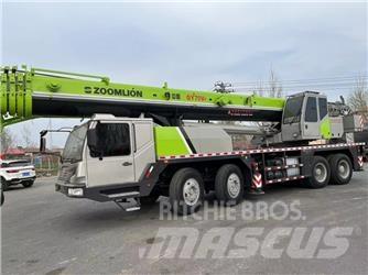 Zoomlion QY70V автокрани