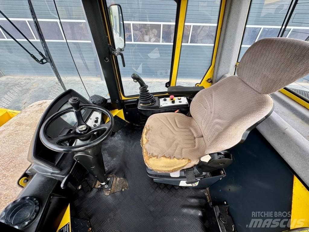 Bomag BW 216 D H-4 Грунтові котки