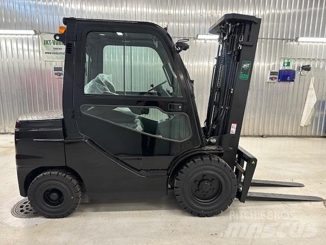 Toyota 52-8 FD 30 Дизельні навантажувачі