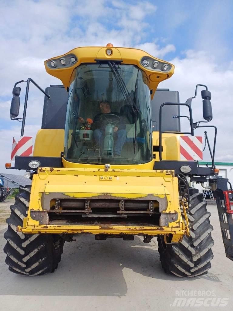 New Holland CX 6090 Зернозбиральні комбайни