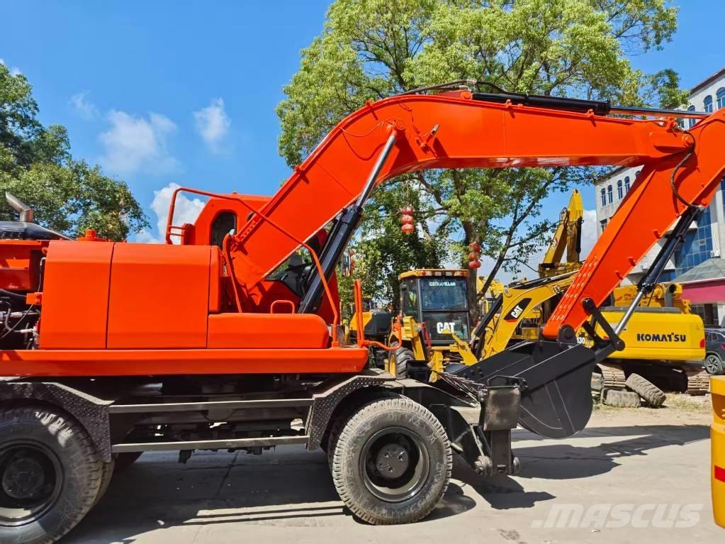 Doosan DH 210 W-7 Колісні екскаватори