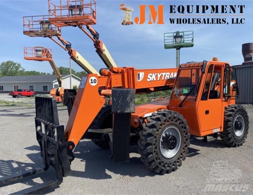 SkyTrak 10054 Телескопічні навантажувачі