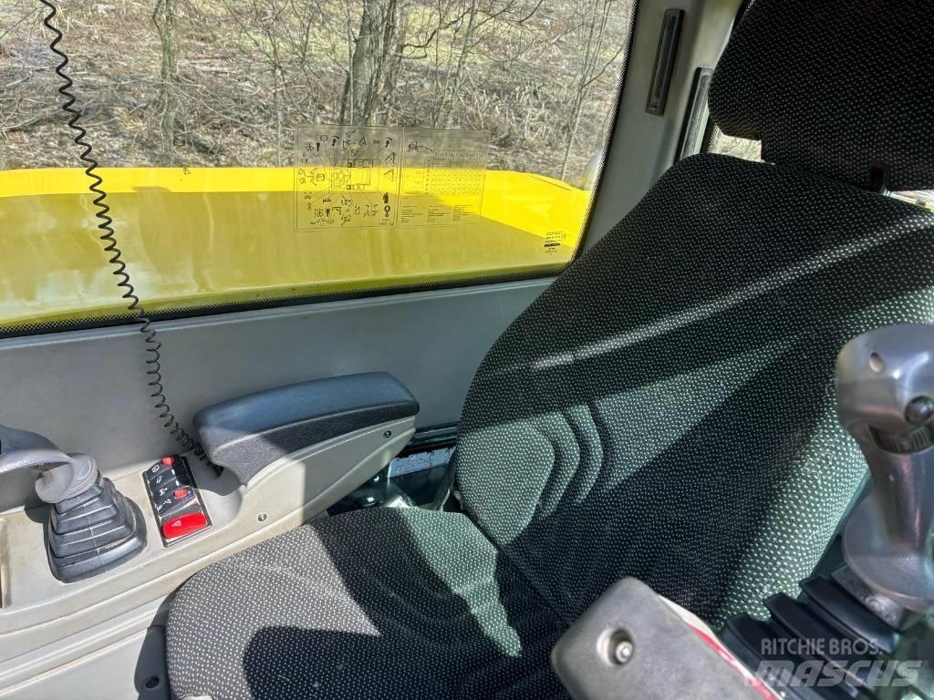 Yanmar B 110 W Колісні екскаватори