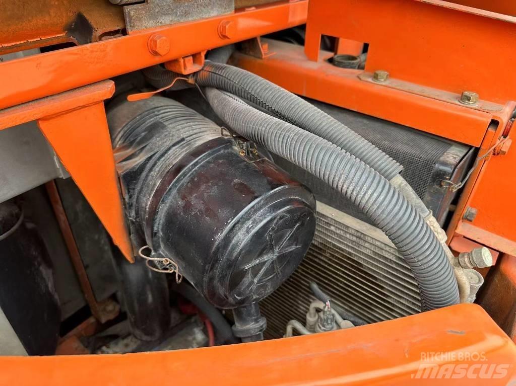 Hitachi ZX 75 Гусеничні екскаватори