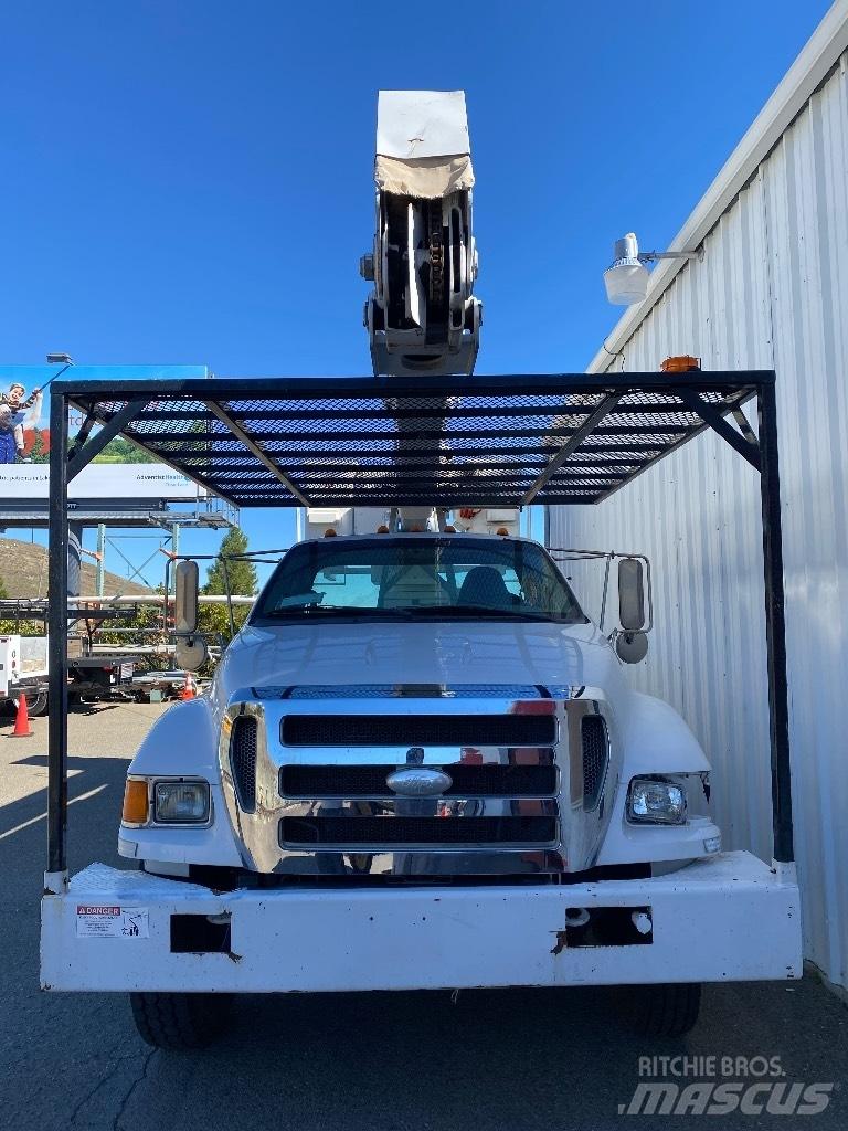 Ford F 750 SD Автовишки на базі вантажівки