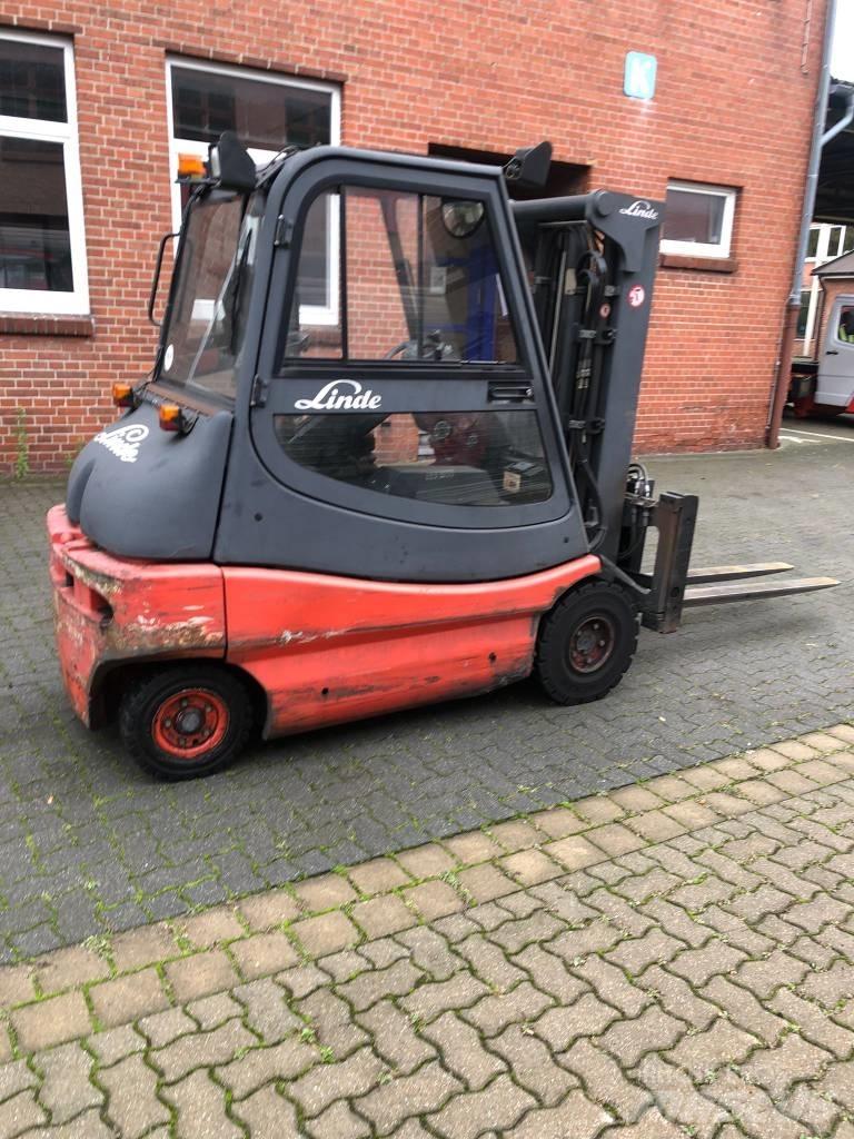 Linde E 30 Електронавантажувачі