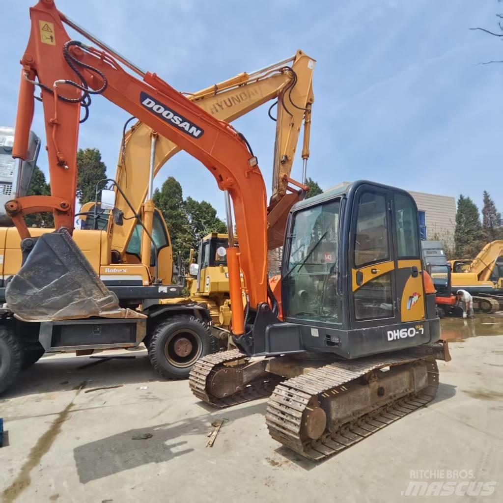 Doosan DH 60 Міні-екскаватори < 7т