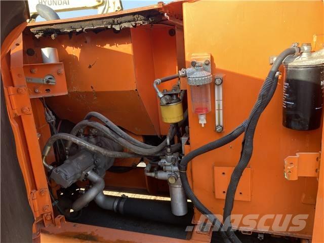 Hitachi ZX60 Гусеничні екскаватори