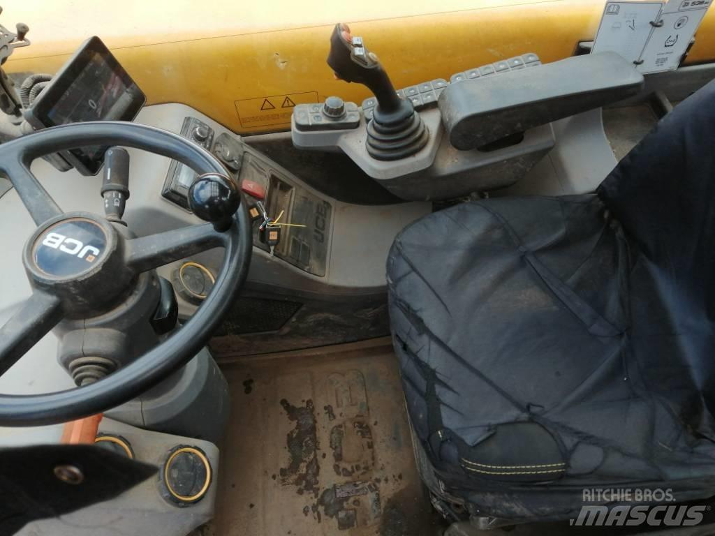 JCB 538-60 Телескопічний навантажувач