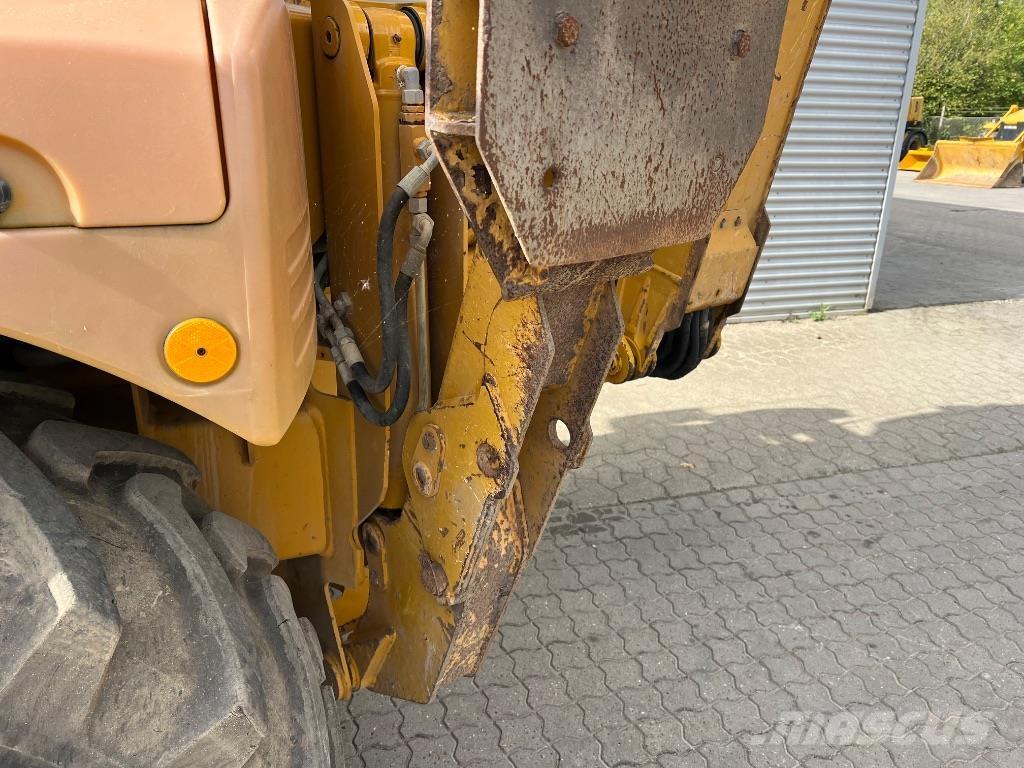 Hydrema 906 E Екскаватори-навантажувачі