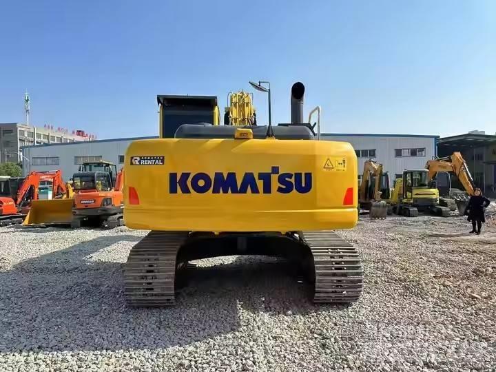 Komatsu PC 220 Гусеничні екскаватори