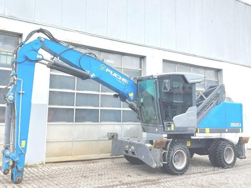 Fuchs MHL 320 F Перевантажувачі металобрухту/промислові навантажувачі