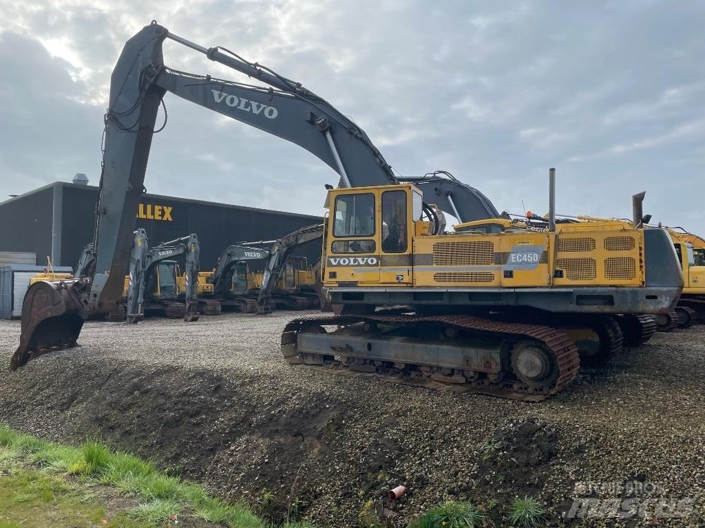 Volvo EC450 Гусеничні екскаватори