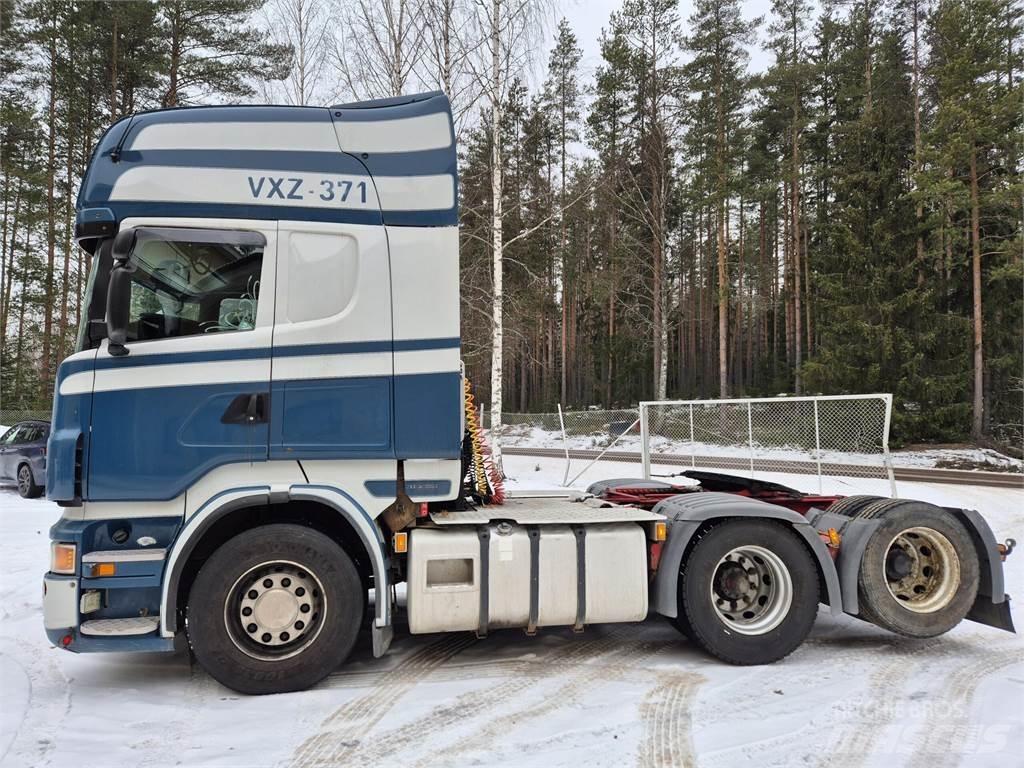 Scania R560 6x2 Тягачі