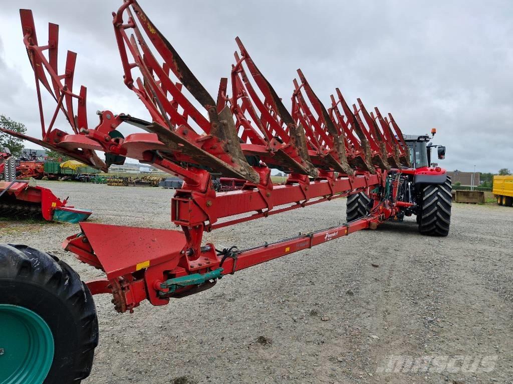 Kverneland PB100 Реверсивні плуги