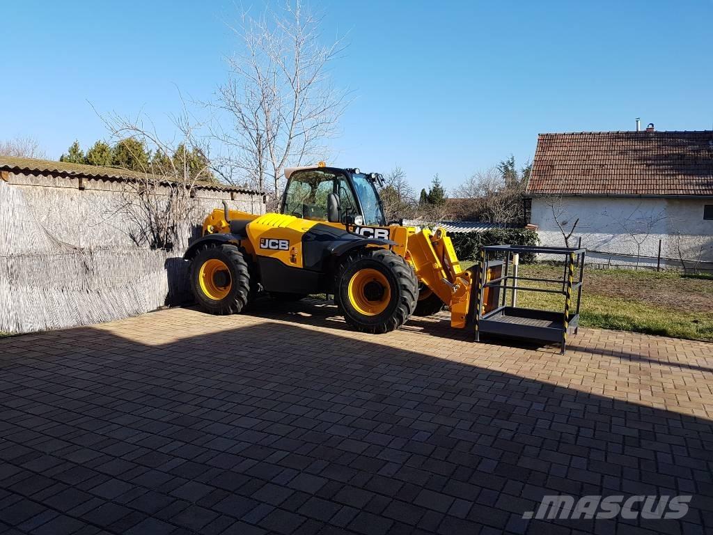 JCB 531-70 Телескопічні навантажувачі