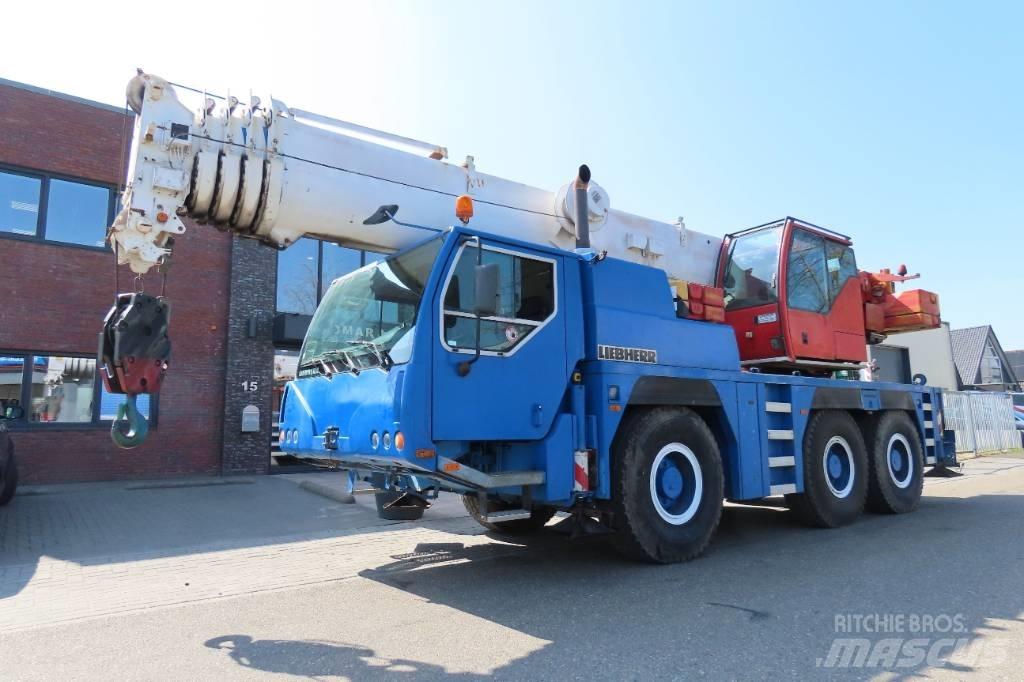 Liebherr LTM 1055-1 автокрани