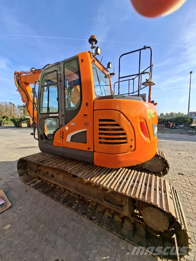 Doosan DX 140 LCR Гусеничні екскаватори