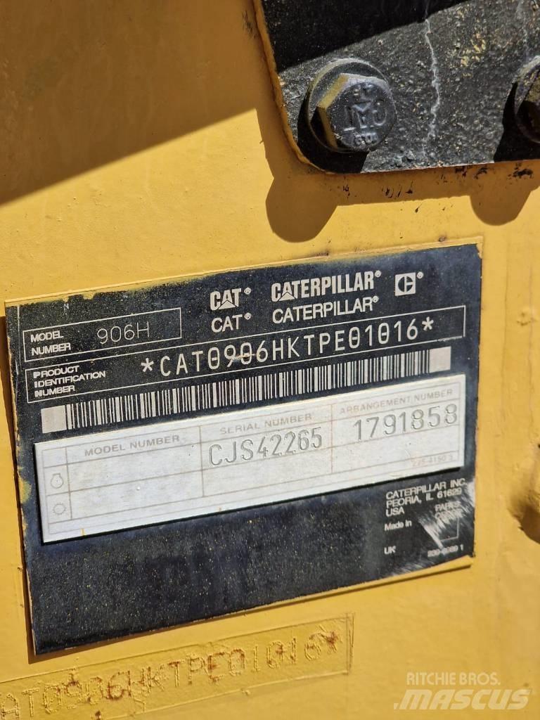 CAT 906 H NEW TIRES Фронтальні навантажувачі