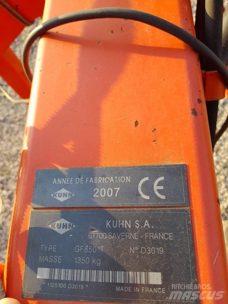 Kuhn GF 8501 T Граблі і сінозворушувачі