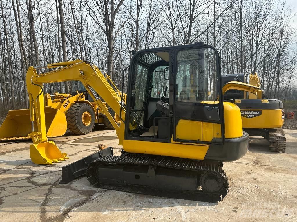 Komatsu PC56 Гусеничні екскаватори