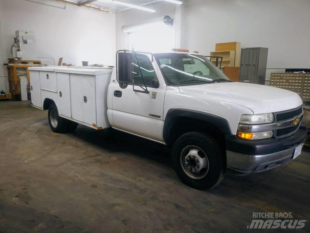 Chevrolet 3500 Пікапи / Бічне розвантаження