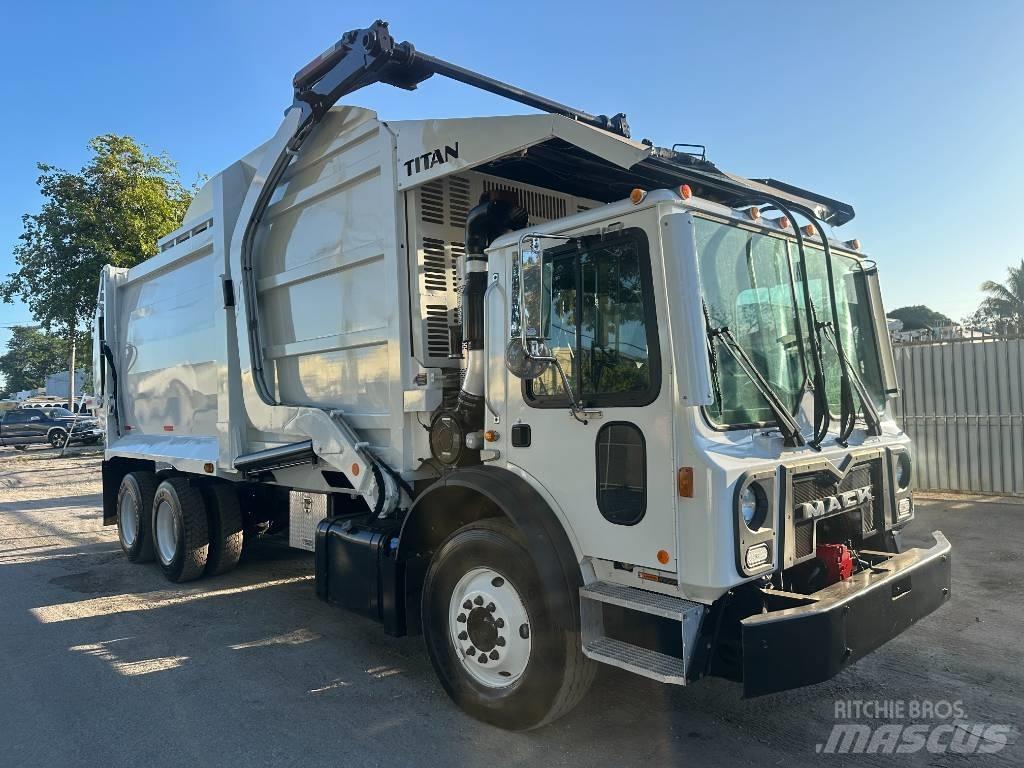 Mack MRU 613 Сміттєвози