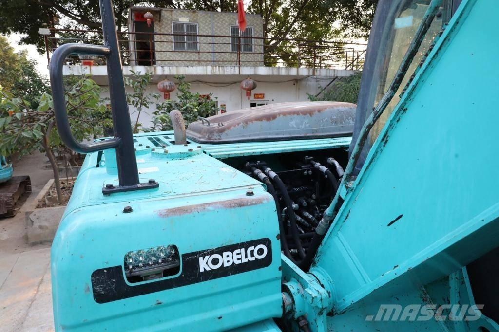 Kobelco SK 130 Гусеничні екскаватори