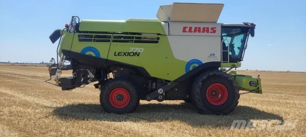 CLAAS Lexion 770 Зернозбиральні комбайни