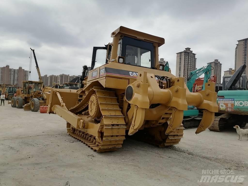CAT D 8 R Гусеничні бульдозери