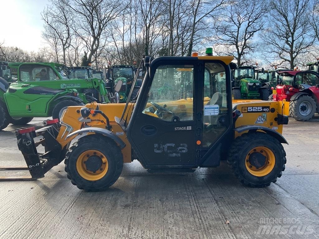 JCB 525-60 Телескопічні навантажувачі