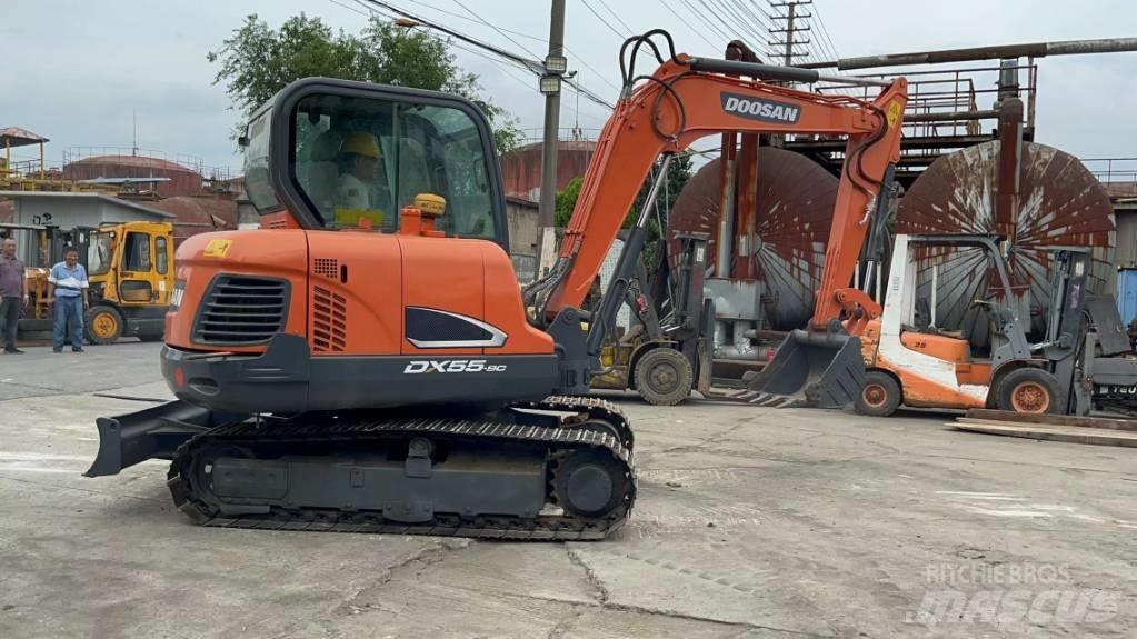 Doosan DX 55 Міні-екскаватори < 7т