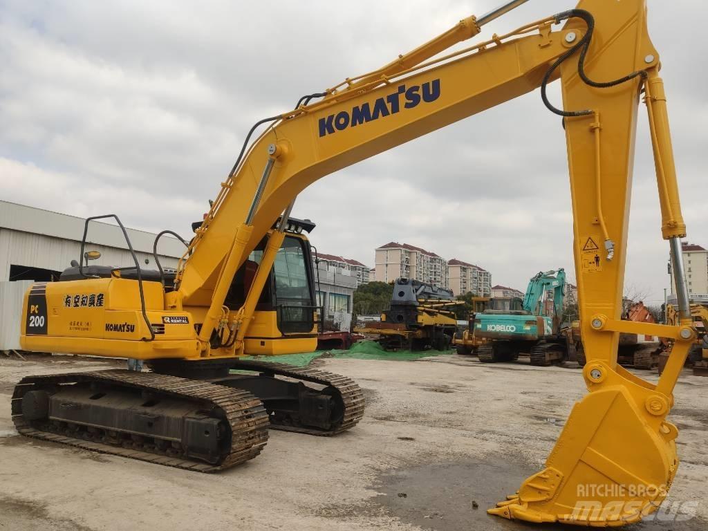 Komatsu PC 200-8 Середні екскаватори 7т. - 12т.