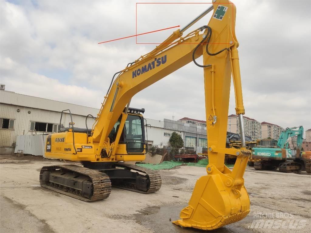 Komatsu PC 200-8 Середні екскаватори 7т. - 12т.