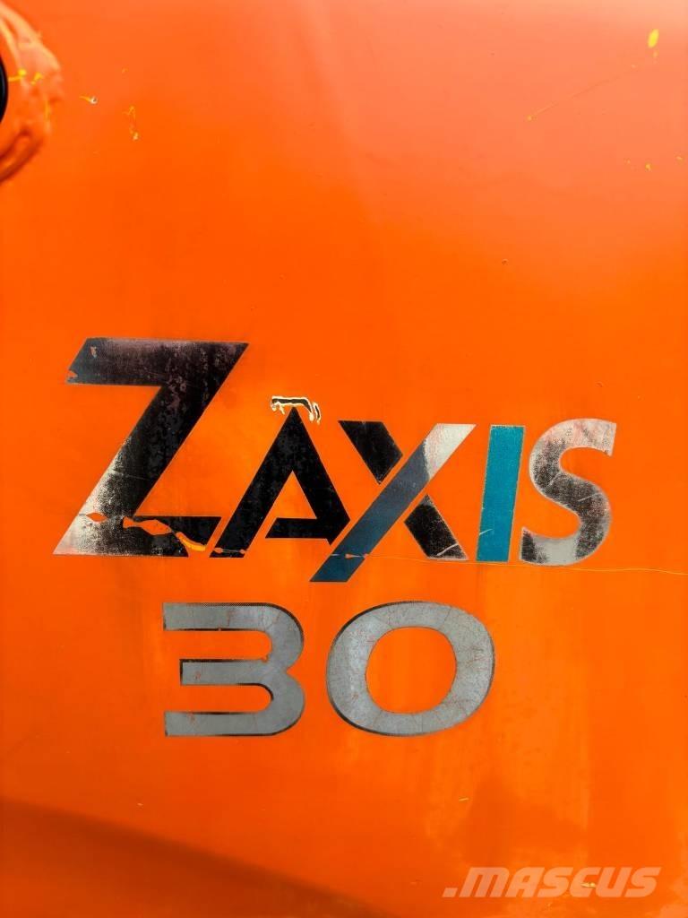 Hitachi ZX 30 Міні-екскаватори < 7т