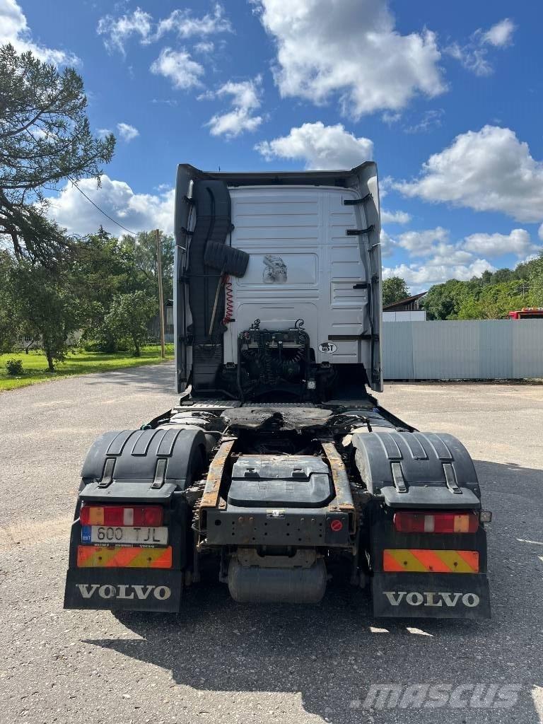 Volvo FH 12 Тягачі