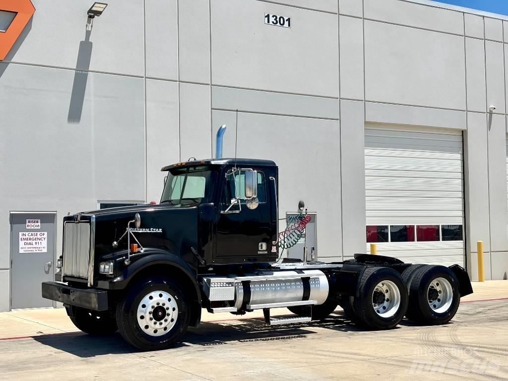 Western Star 4900 Тягачі