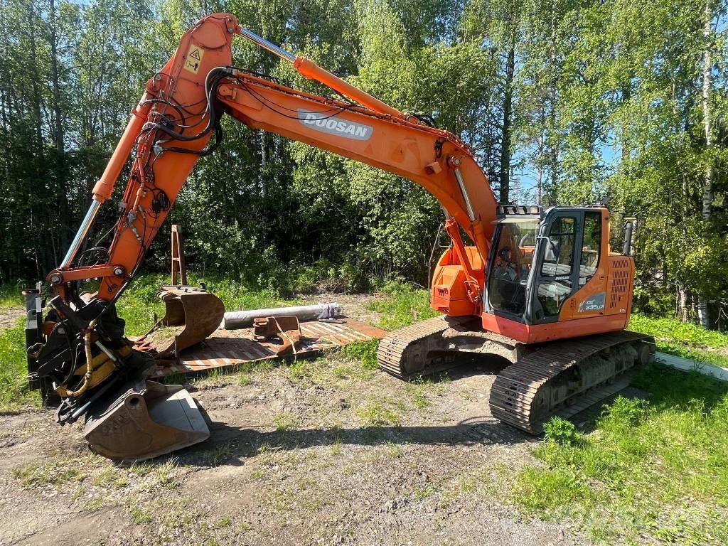 Doosan 235 LCR Гусеничні екскаватори