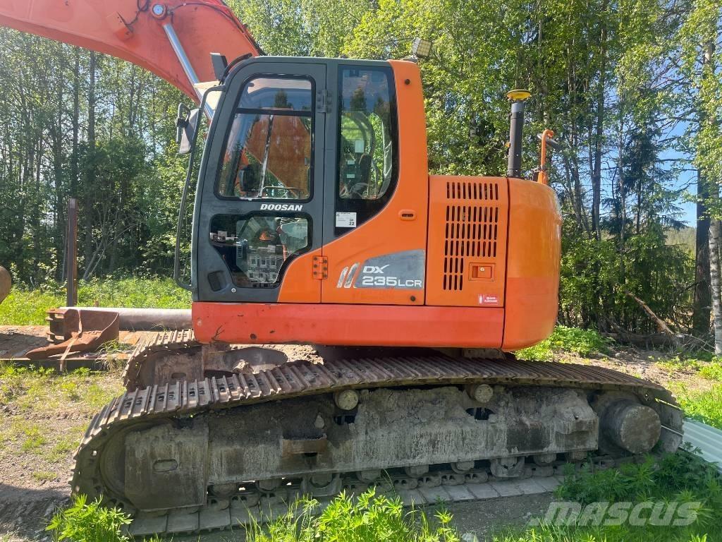 Doosan 235 LCR Гусеничні екскаватори