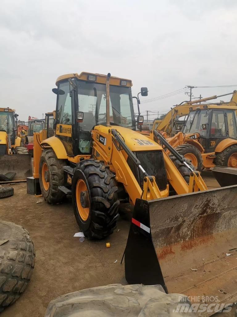 JCB 4 CX Екскаватори-навантажувачі