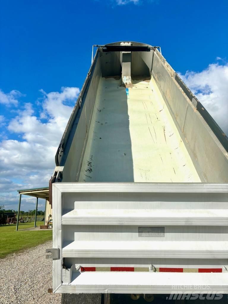Travis 30ft End Dump Самоскиди