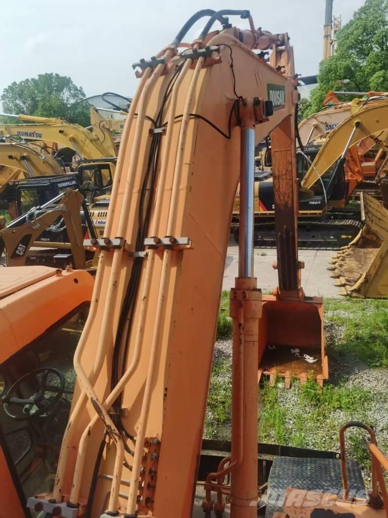 Doosan DH 210 W-7 Колісні екскаватори