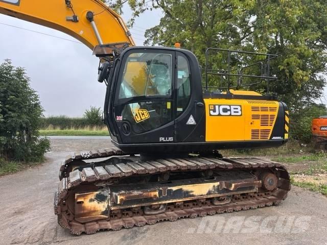 JCB JS 220 LC Гусеничні екскаватори