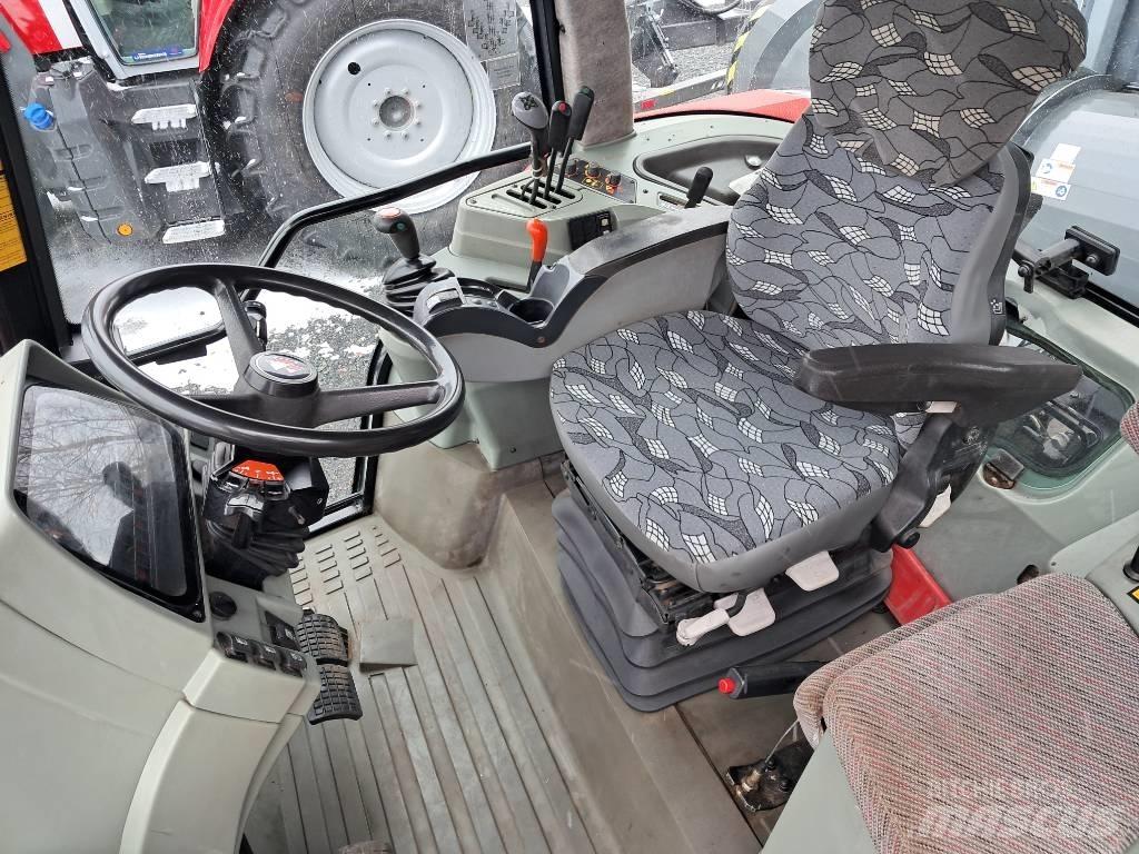 Massey Ferguson 6255 Трактори