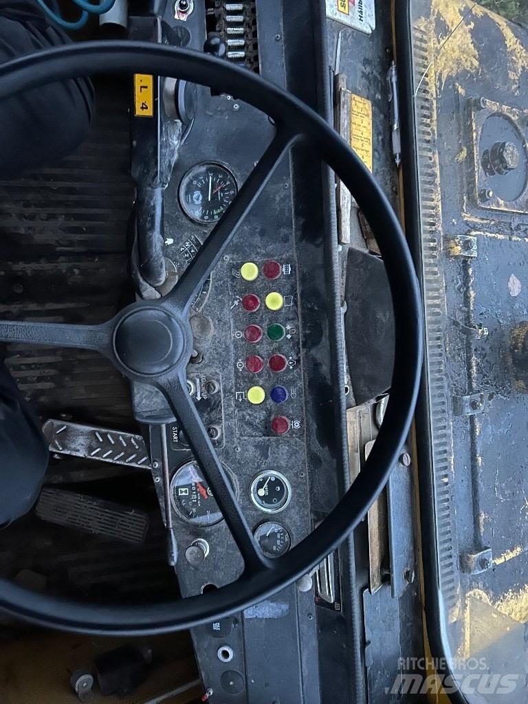 Volvo BM 861 Зчленовані самоскиди