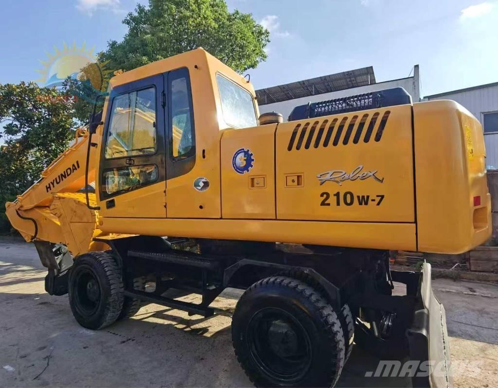 Hyundai R210w-7 Колісні екскаватори