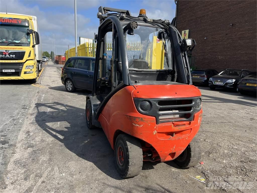 Linde H30D Дизельні навантажувачі