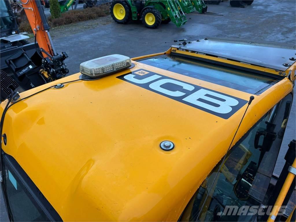 JCB JS145W T4i Колісні екскаватори