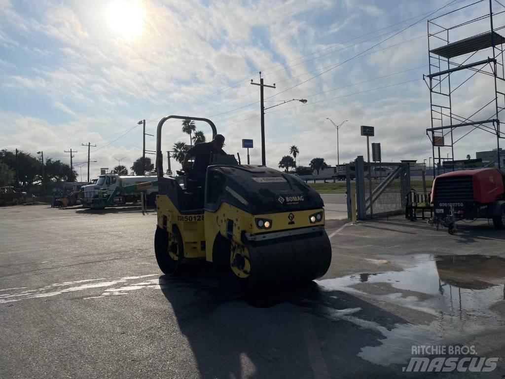 Bomag BW 138 Котки тротуарні